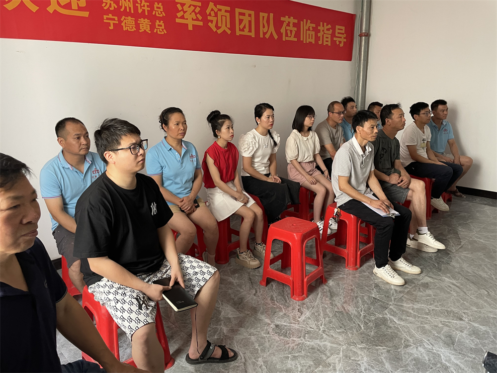 杭(hang)州王總、蘇州許總、寧(ning)德(dé)黃總莅臨品(pin)尊工(gong)匠參觀指導(dao)交流(圖8) 8.JPG